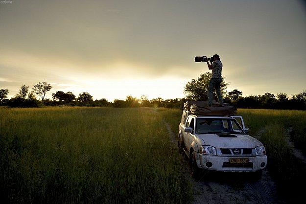 Okavango: ze země, ze vzduchu, pod vodou