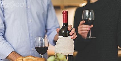 Ochutnávka vín vinařství Lahofer s cimbálovkou Bécallica
