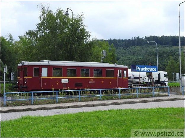 Vláček do Prachovic a na Lichnici