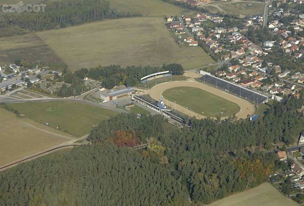 Speedway stadium