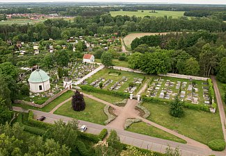 Lázně Bohdaneč - cemetery