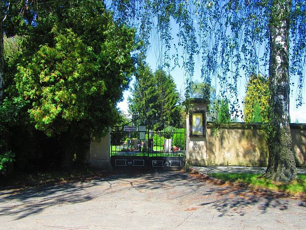 Svinčany - cemetery