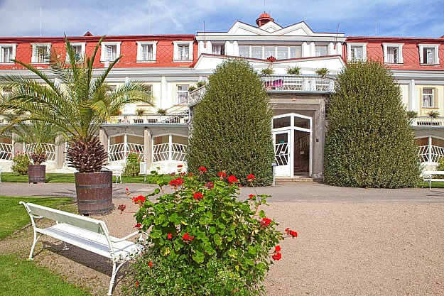 Gallery on the Colonade