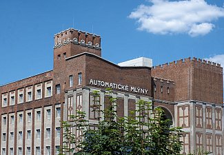 Gočár's gallery in Automatic mills